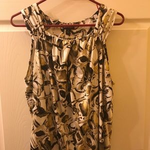 Dana Buchman sleeveless top- size XL